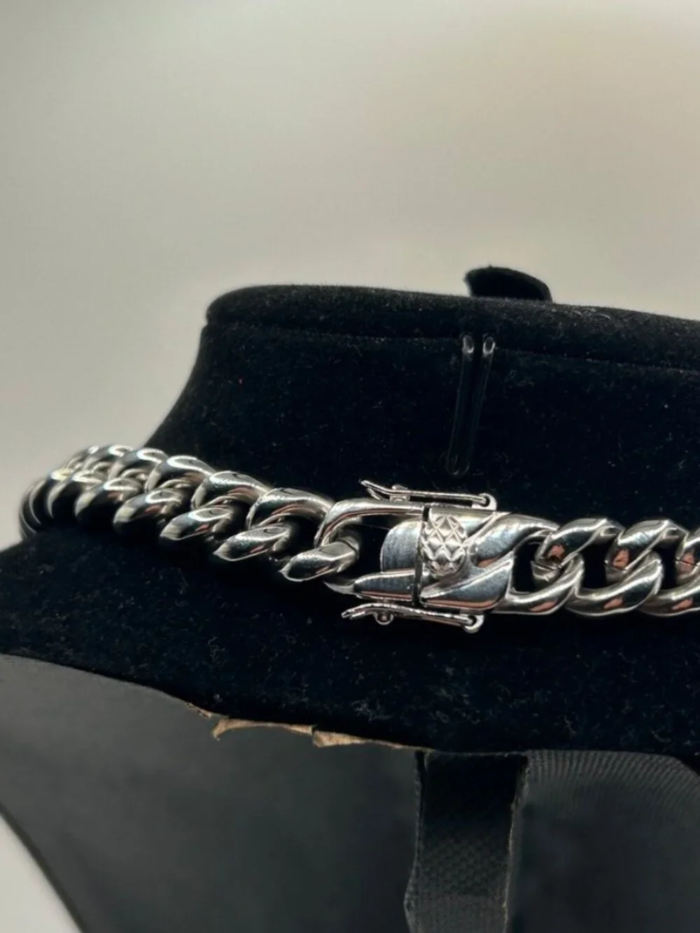 Mens Real Silver Cuban Chain Stainless Steel Plated 10mm 22 Inch Solid Durable
